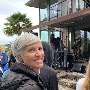 Meet your Posher, Christine